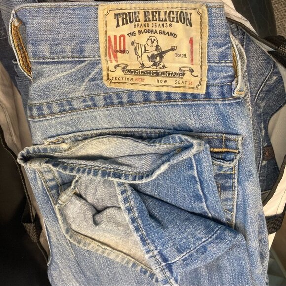 TRUE RELIGION Sz 30 X 34 Ricky  Light Medium Wash Distressed Jeans - Picture 14 of 14